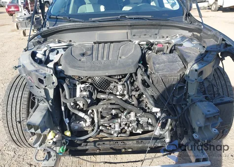 2022 Volvo Xc60 B5 Momentum z USA, uszkodzony, nr VIN YV4L12RK8N1990839